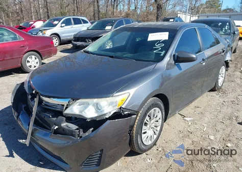 2013 Toyota Camry L/Se/Le/Xle z USA, uszkodzony, nr VIN 4T4BF1FK7DR294762